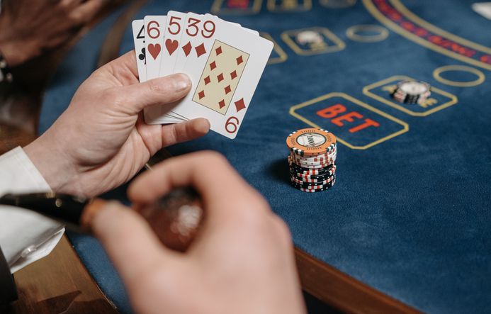 Cashback und Reload Bonus im Vergleich bei Online Casinos