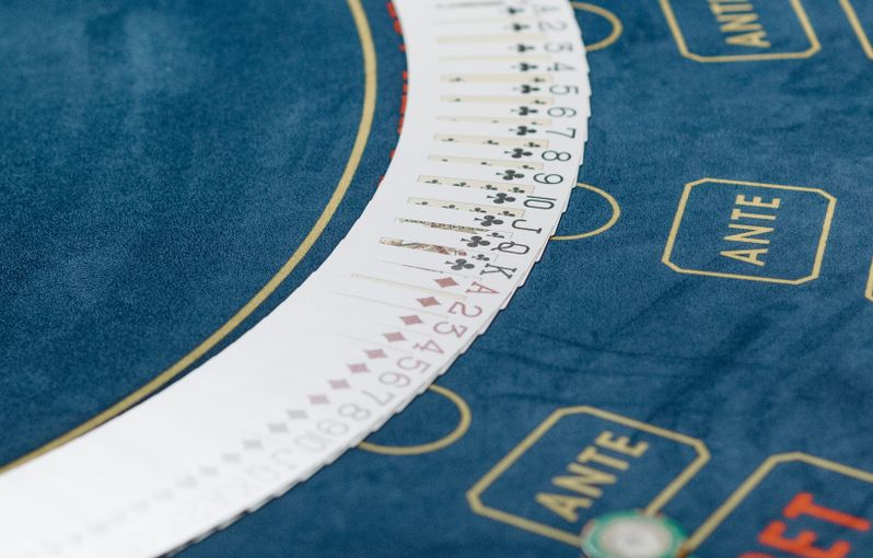 Online Casino: Spielautomaten und Live-Spiele im Überblick