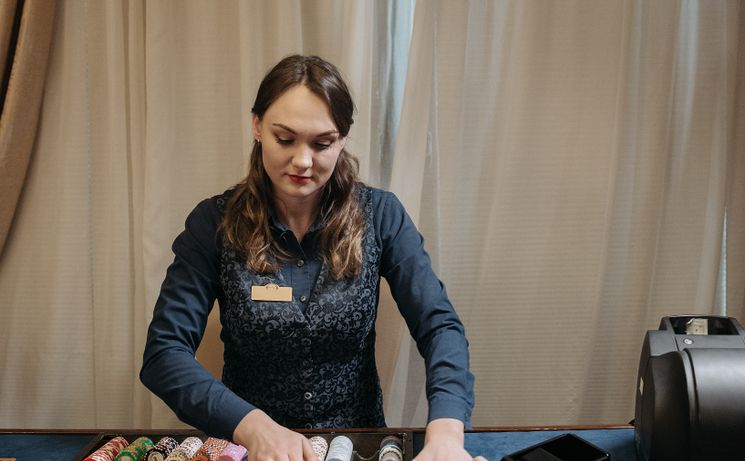 Online Casino: Spielautomaten und Live-Spiele im Überblick