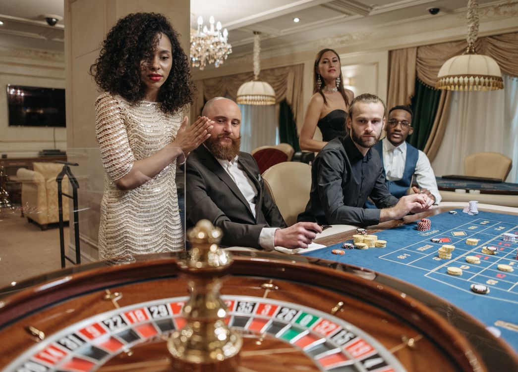 Online Casino: Spielautomaten und Live-Spiele im Überblick