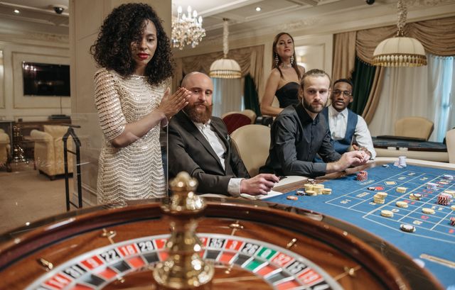 Online Casino: Spielautomaten und Live-Spiele im Überblick