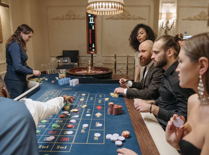 Online Casino: Spielautomaten und Live-Spiele im Überblick