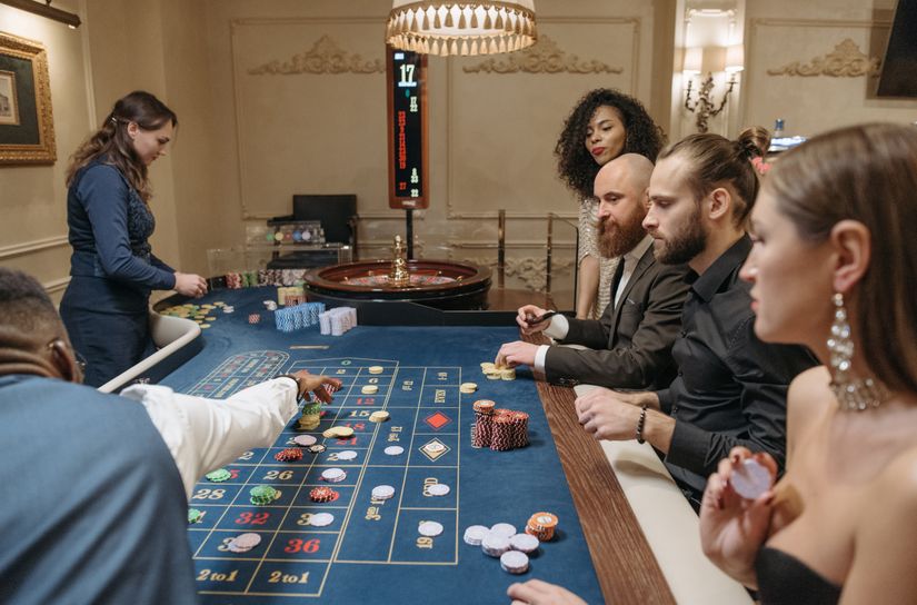 Online Casino: Spielautomaten und Live-Spiele im Überblick