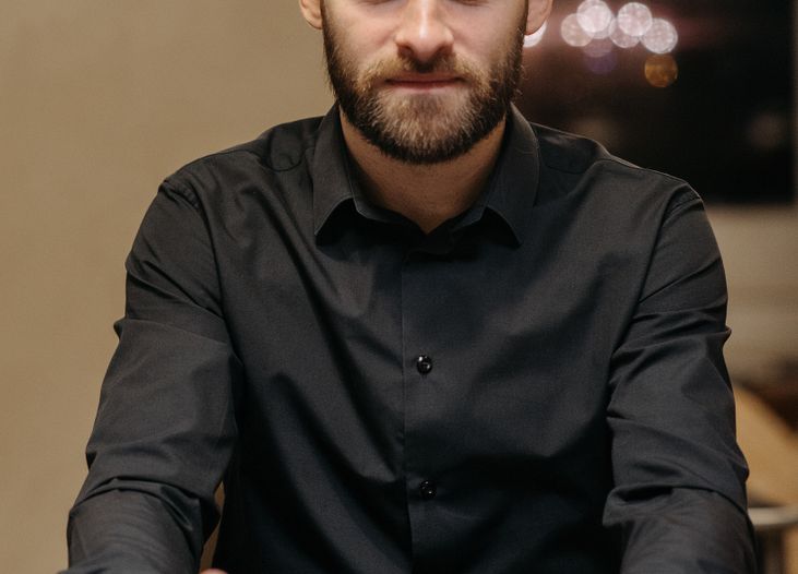 Online Casino: Spielautomaten und Live-Spiele im Überblick