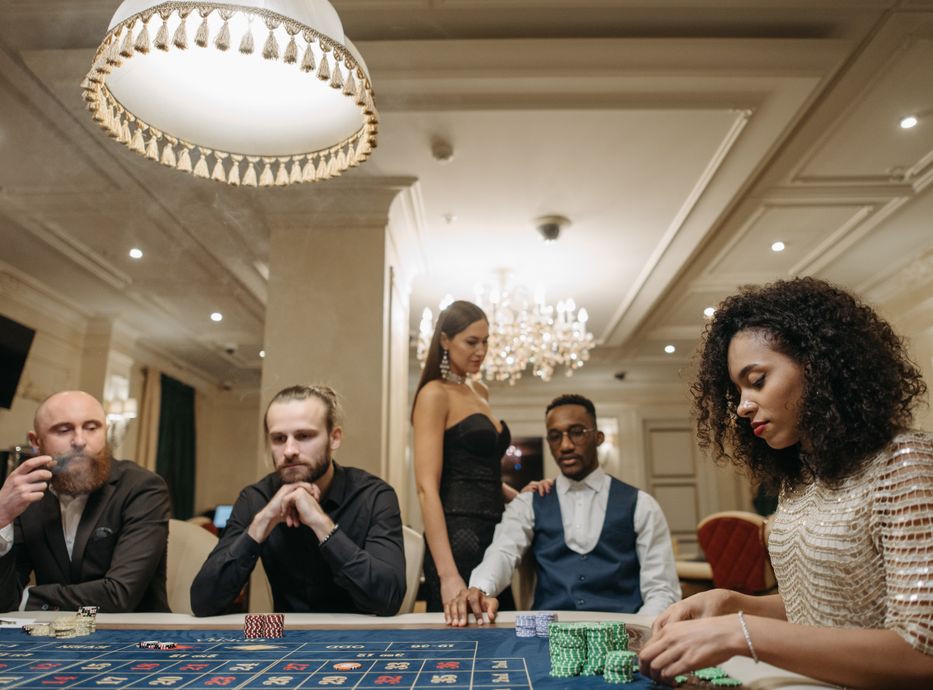 Online Casino: Spielautomaten und Live-Spiele im Überblick