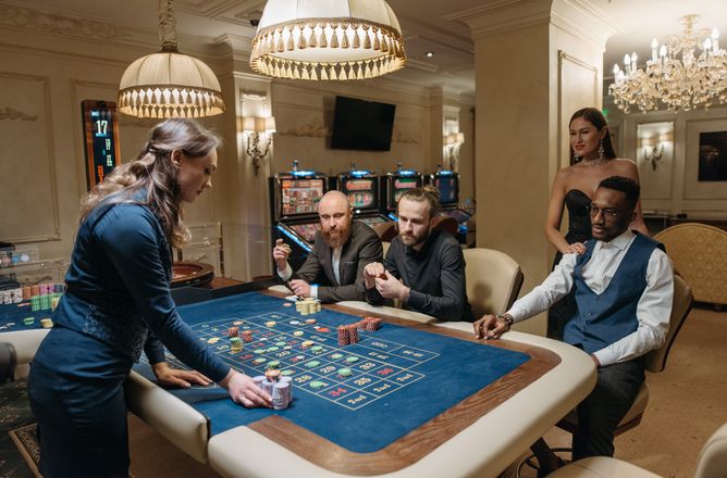 Online Casino: Spielautomaten und Live-Spiele im Überblick