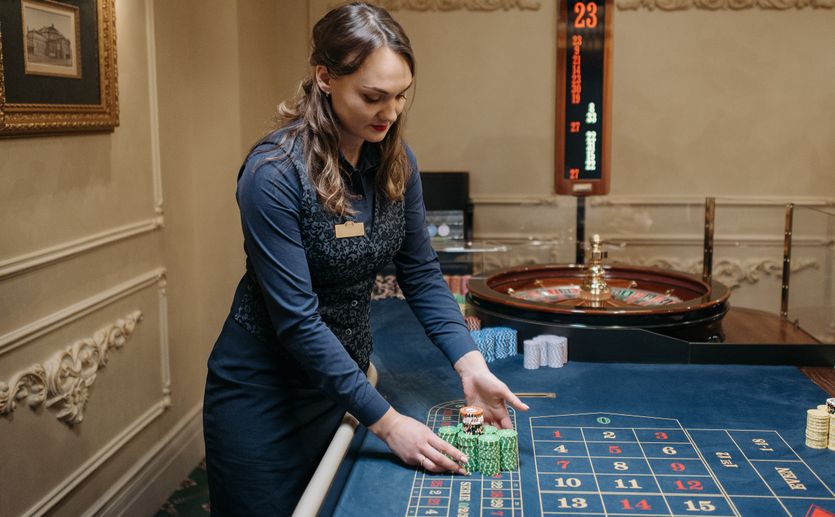 Online Casino: Spielautomaten und Live-Spiele im Überblick