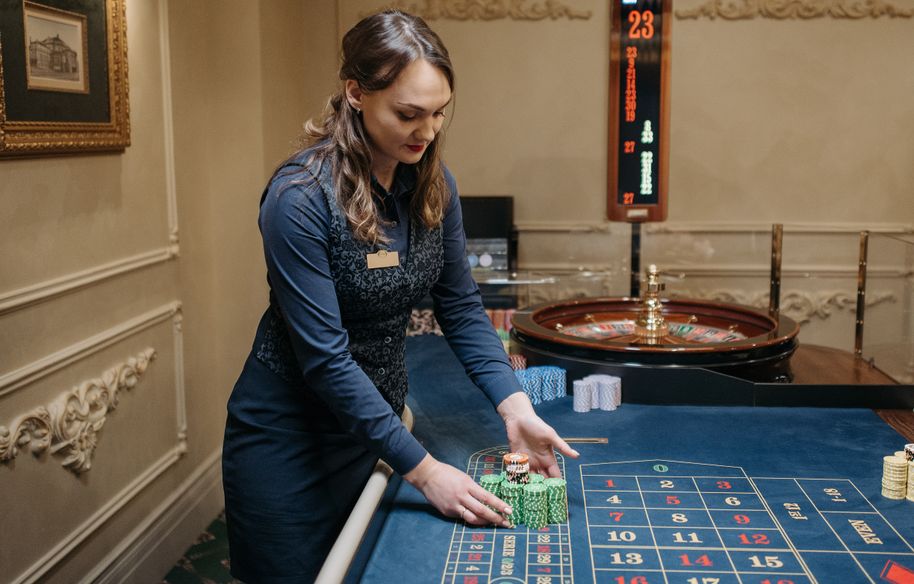 Online Casino: Spielautomaten und Live-Spiele im Überblick