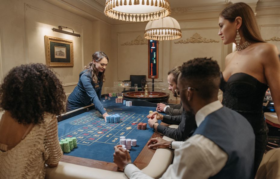 Online Casino: Spielautomaten und Live-Spiele im Überblick