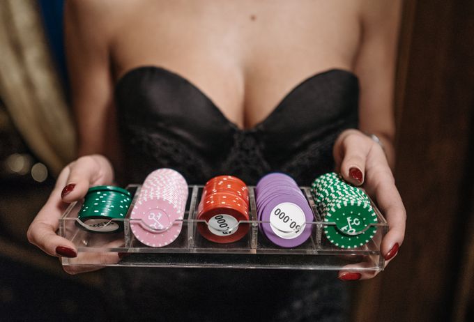 Online Casino: Spielautomaten und Live-Spiele im Überblick