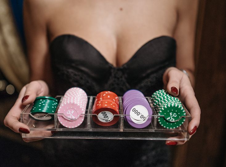Online Casino: Spielautomaten und Live-Spiele im Überblick