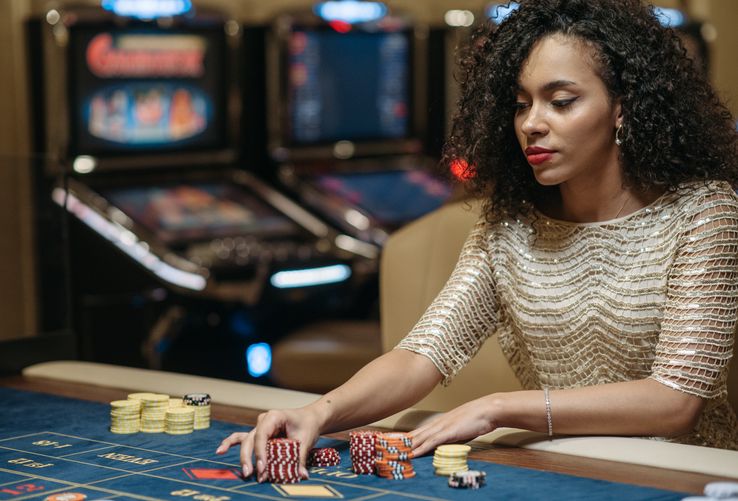 Blackjack online: Strategie-Tipps für Gewinne im Casino