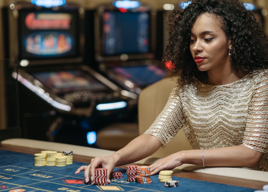 Online Casino: Spielautomaten und Live-Spiele im Überblick