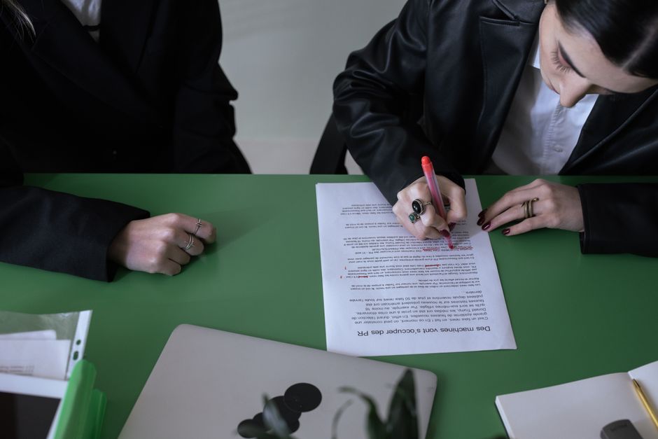what does a professional proofreader check