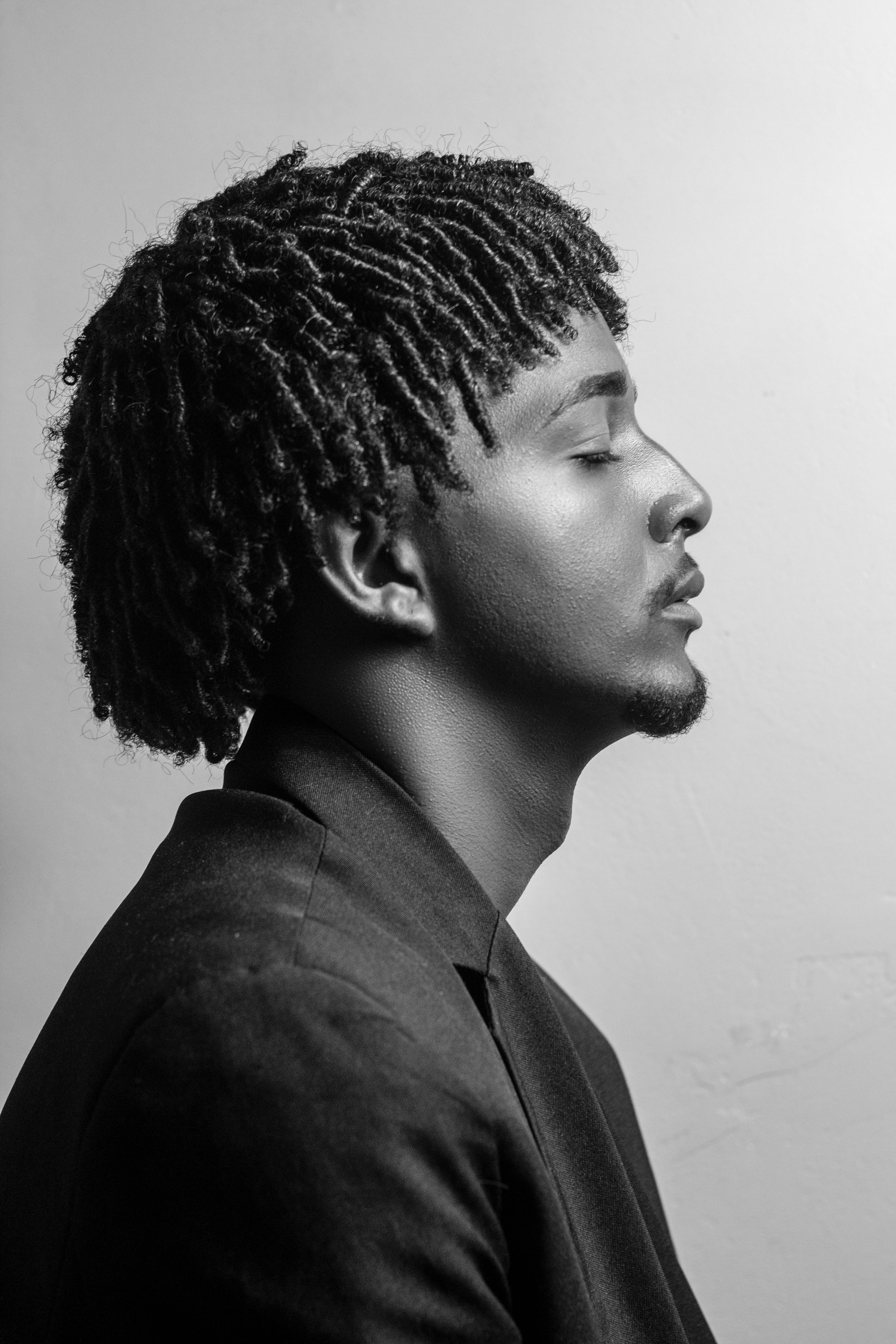 Black and White Photo of a Man in Dreadlock · Free Stock Photo