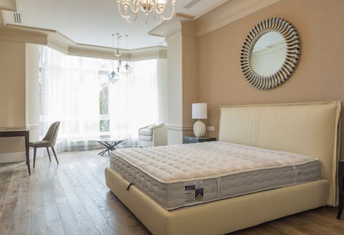 Free Contemporary Bedroom Design  Stock Photo