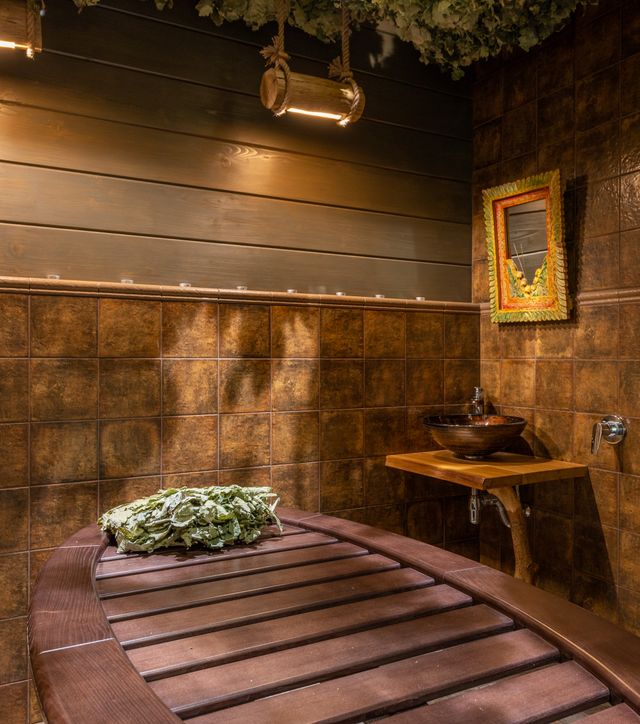 Herbal wrap treatment room prepared with linen