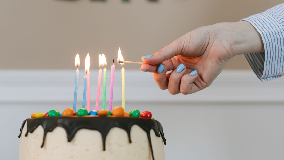 FREE Birthday Popcorn at AMC & Regal (Free Rewards Members)