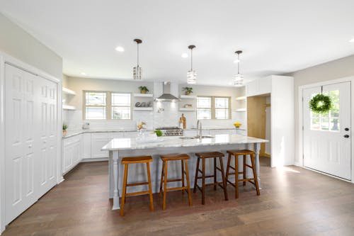 Modern White Kitchen Interior Design