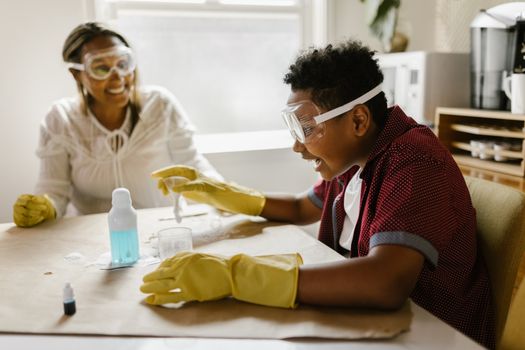 vinegar and baking soda cleaning chemistry explained