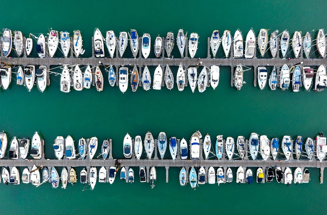 Gratis stockfoto met boten, dronefoto, gebied met water