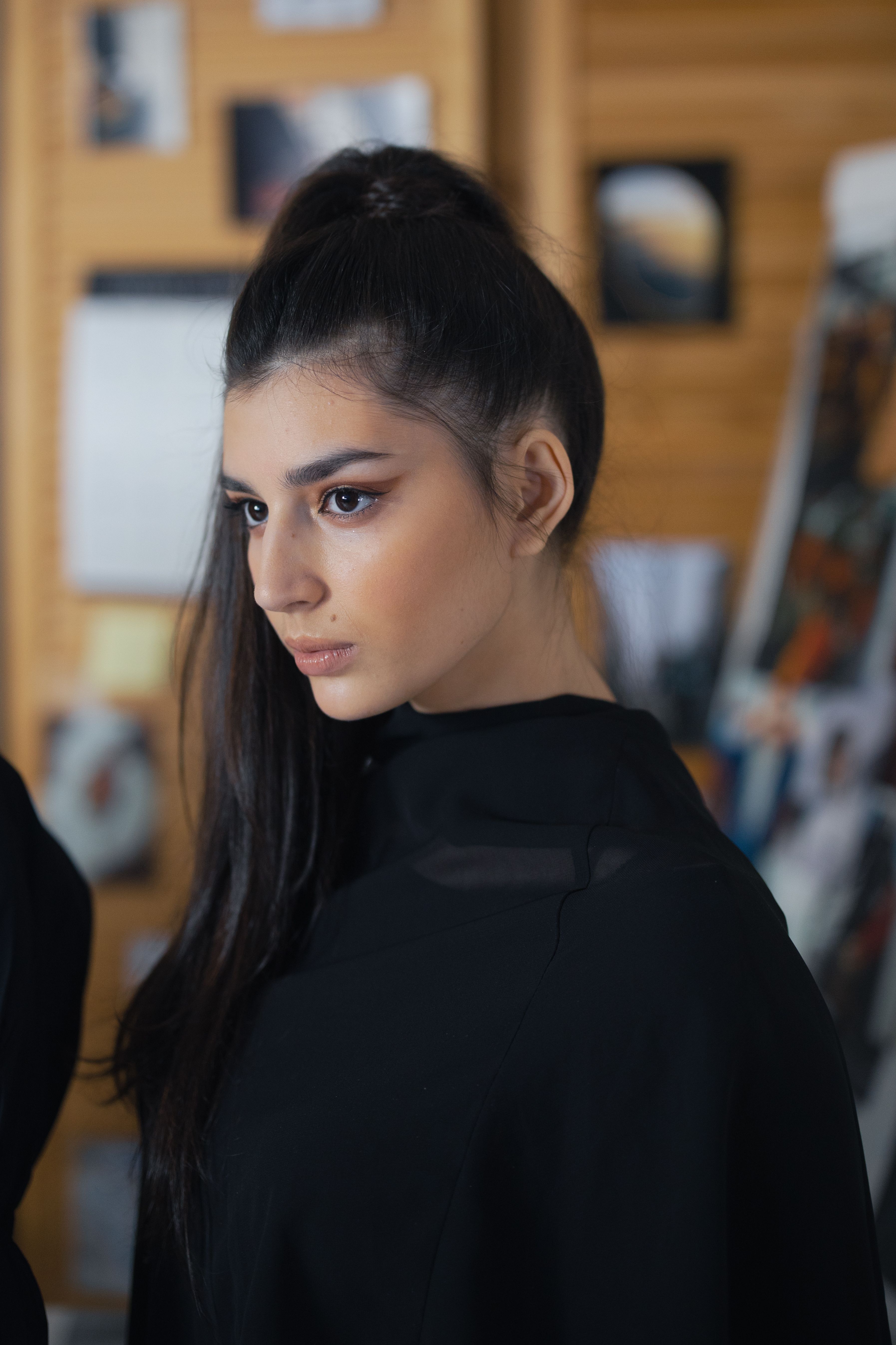 Knotted low ponytail chic holiday hairstyle