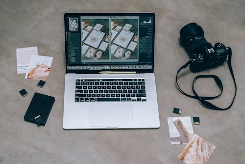 Foto stok gratis Desktop, dslr, flatlay