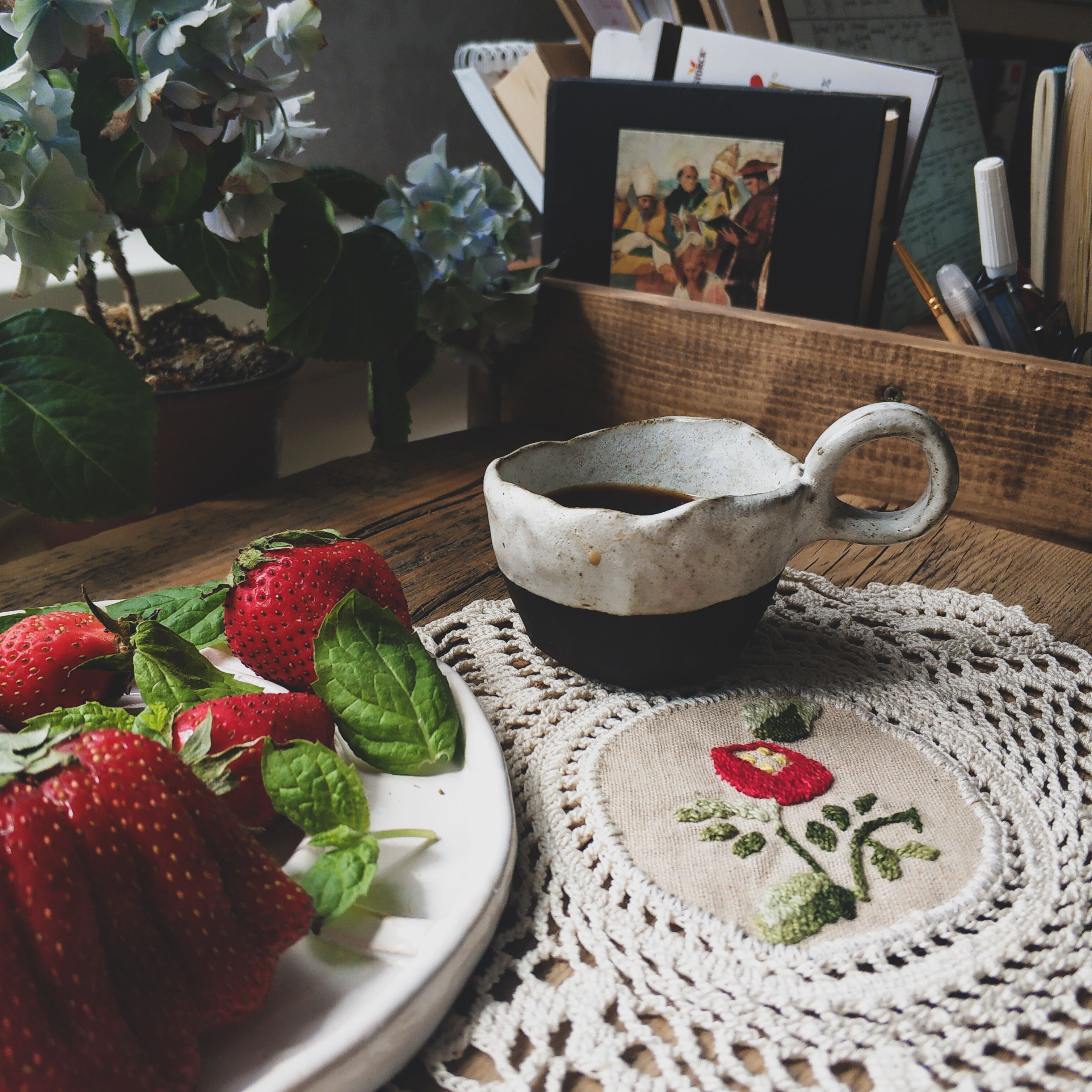 Potter at work — photo by Olga Kalinina on Pexels