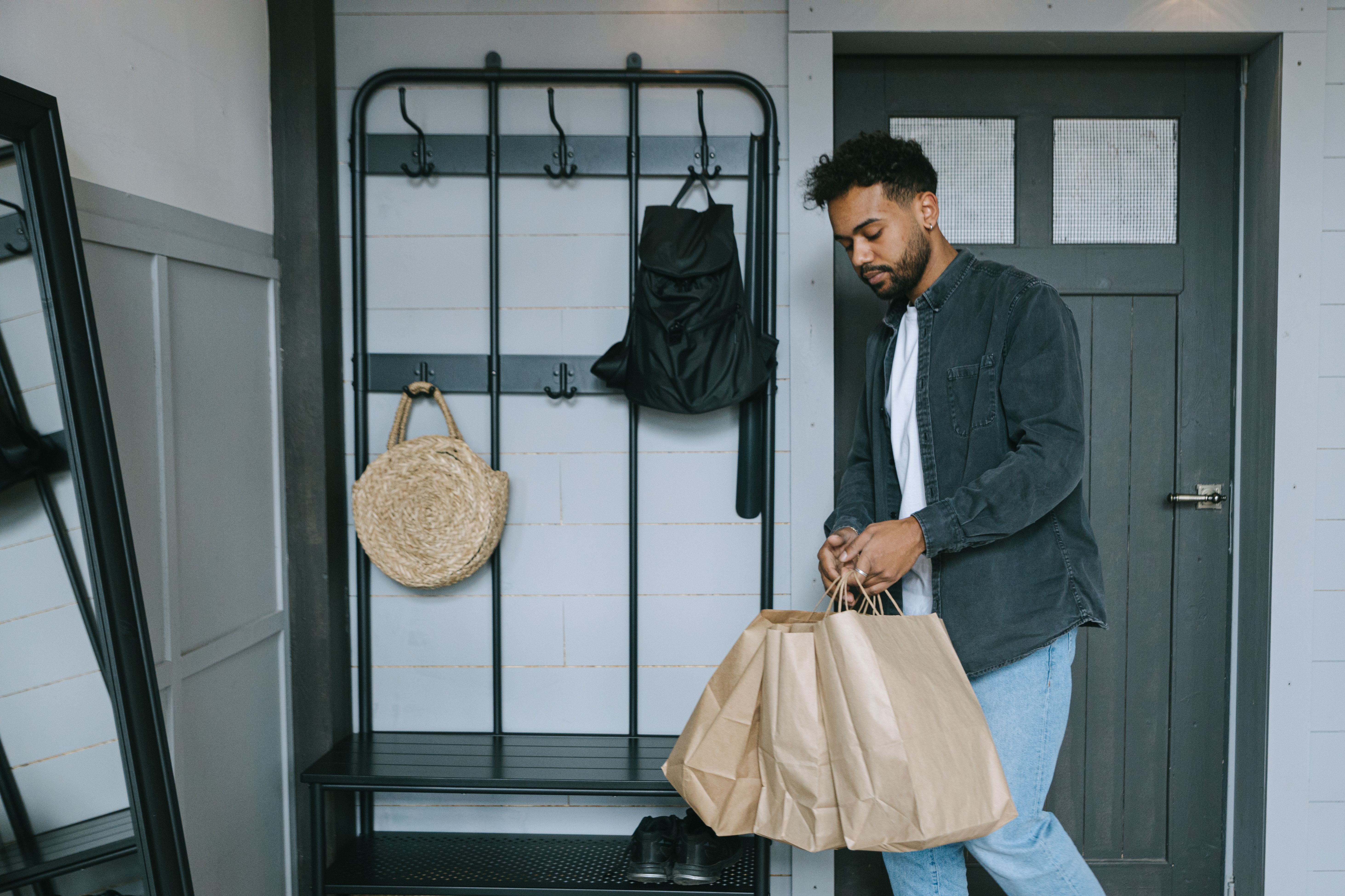AI traffic to US retailers rose 393% in Q1 — and it’s boosting their revenue too