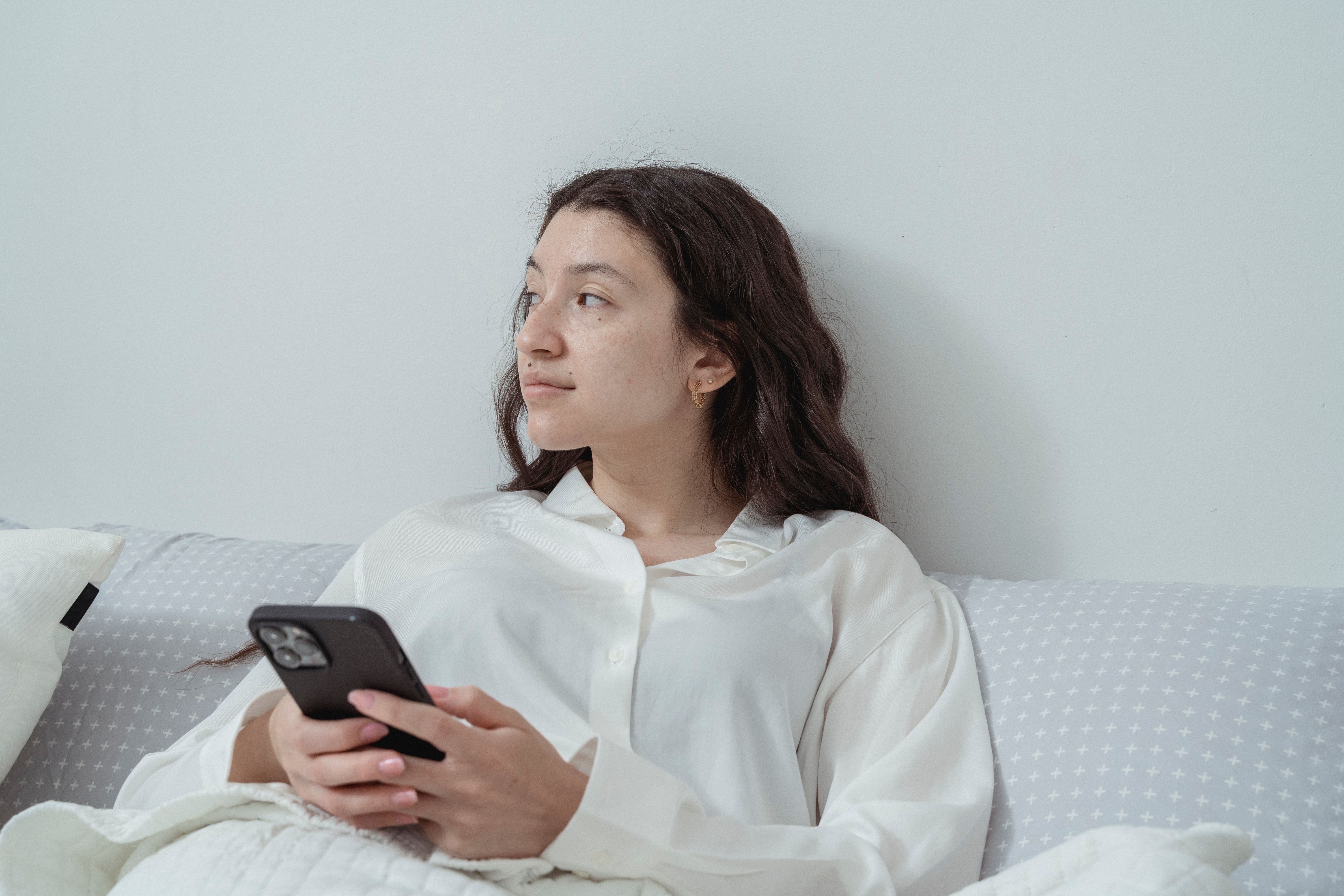 Should You Go to Bed Hungry? Understanding Nighttime Hunger