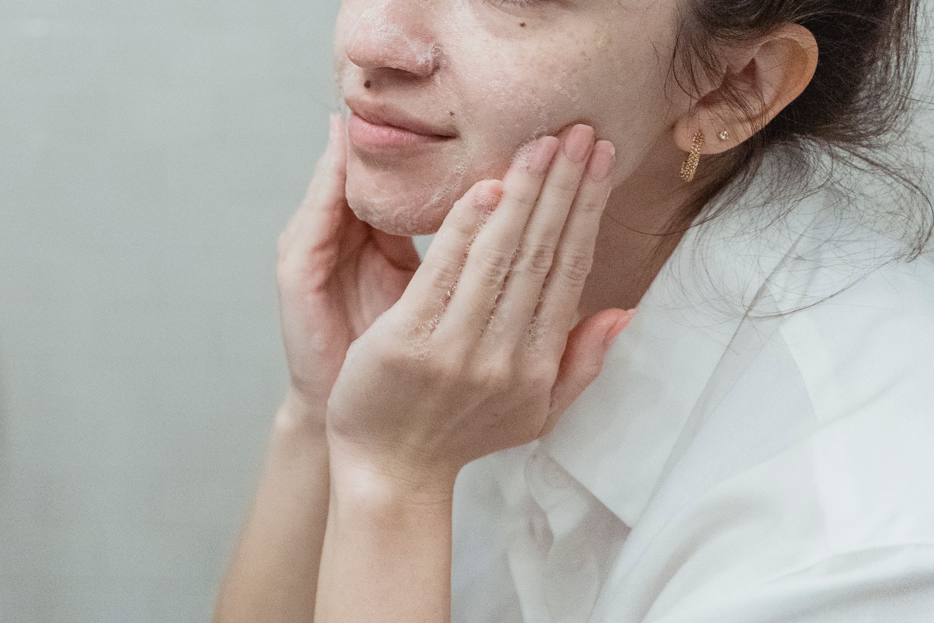 Double Cleansing: A Simple Guide for Clearer Skin