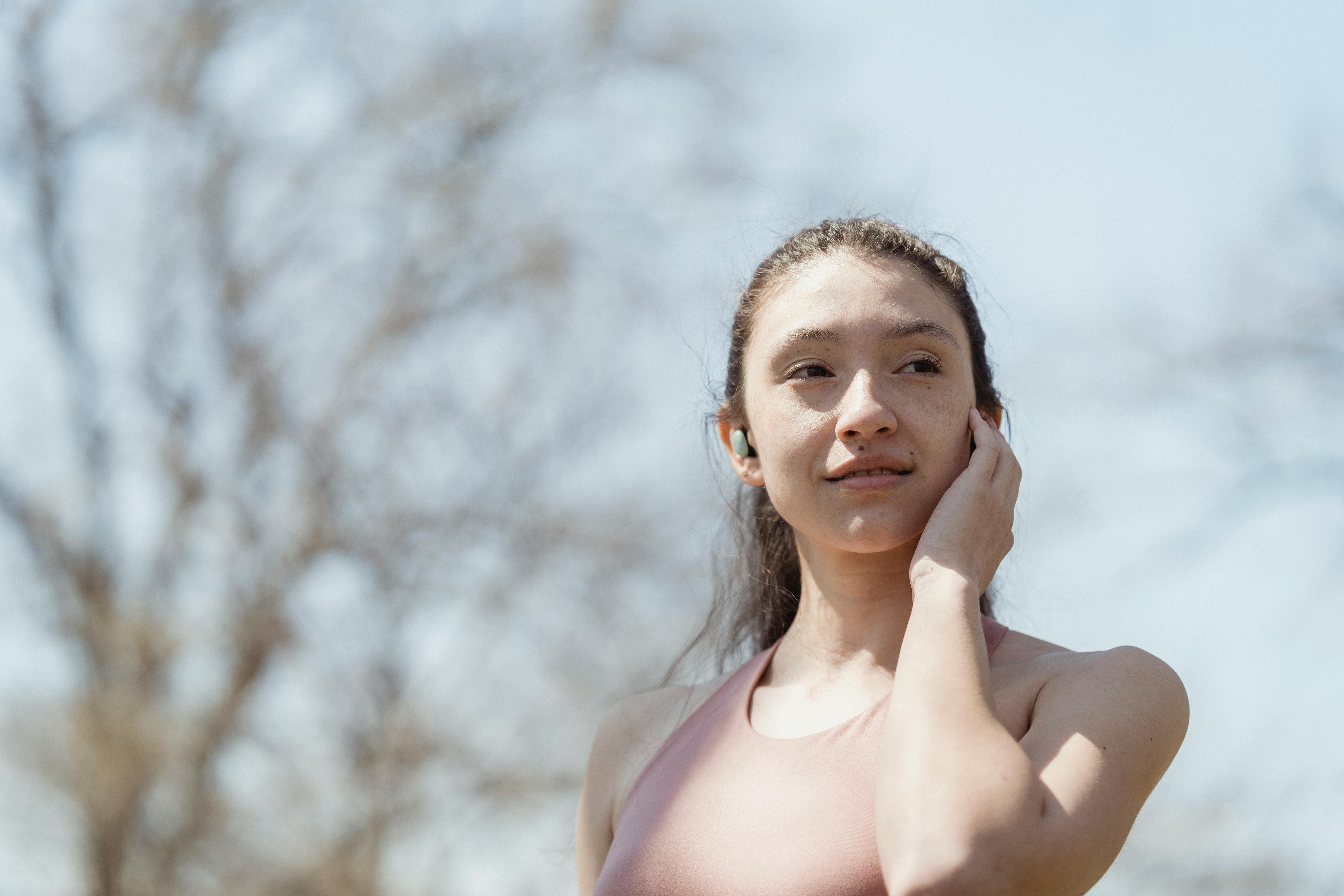 Gratis Fotos de stock gratuitas de actitud, al aire libre, arboles Foto de stock