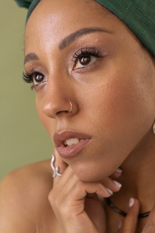 Photos gratuites de anneau dans le nez, femme afro-américaine, femme noire