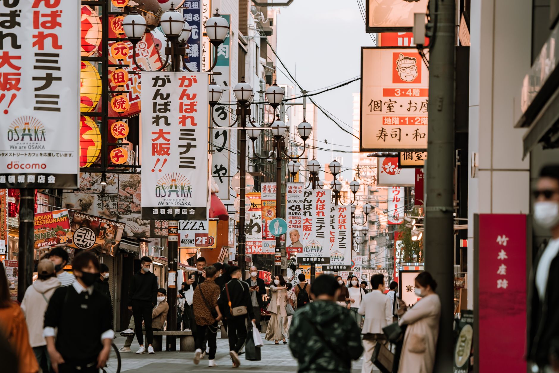 Pesona Dotonbori Osaka Jepang: Surga Kuliner dan Hiburan Malam yang Wajib Didatangi