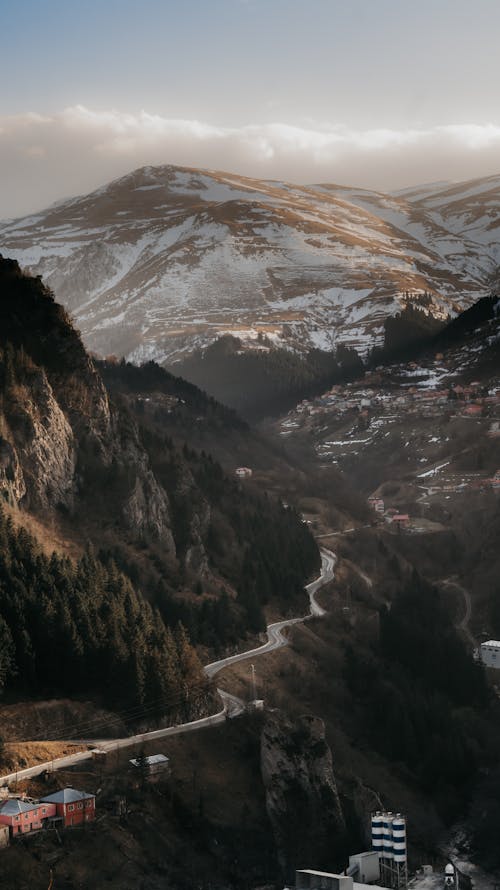 Foto stok gratis daerah pegunungan, infrastruktur, jalan gunung