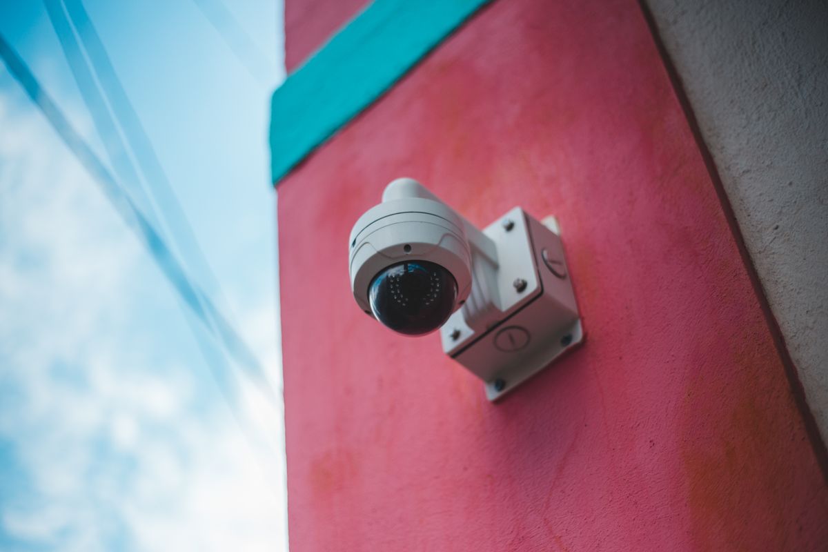 Kamera monitoringu CCTV w zbliżeniu