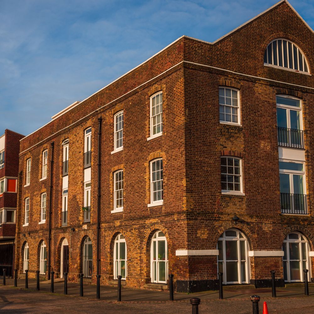 Kidsgrove — student move with boxes and a van