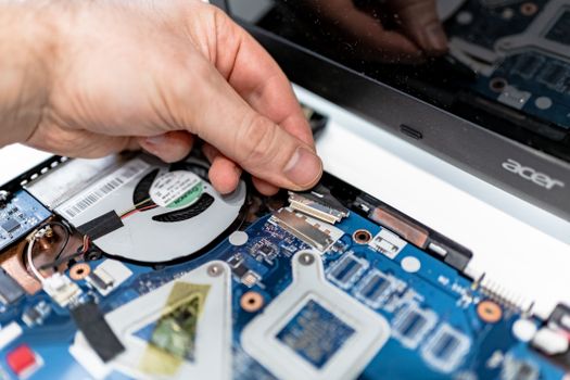 expert laptop repair