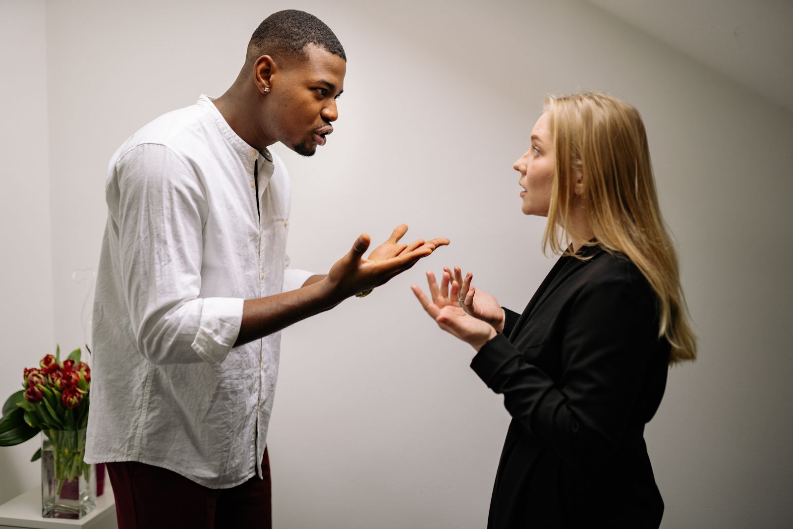 Conflict Resolution - Navigating Disagreements Constructively