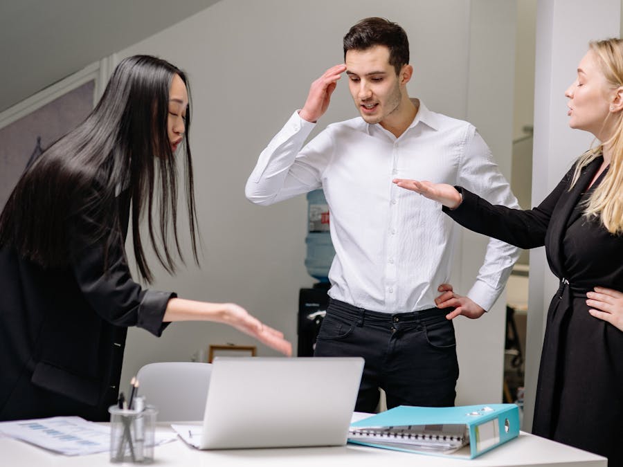 What is the easiest low stress job?