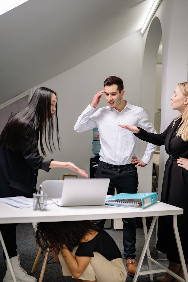 Office Team Having Meeting At The Table