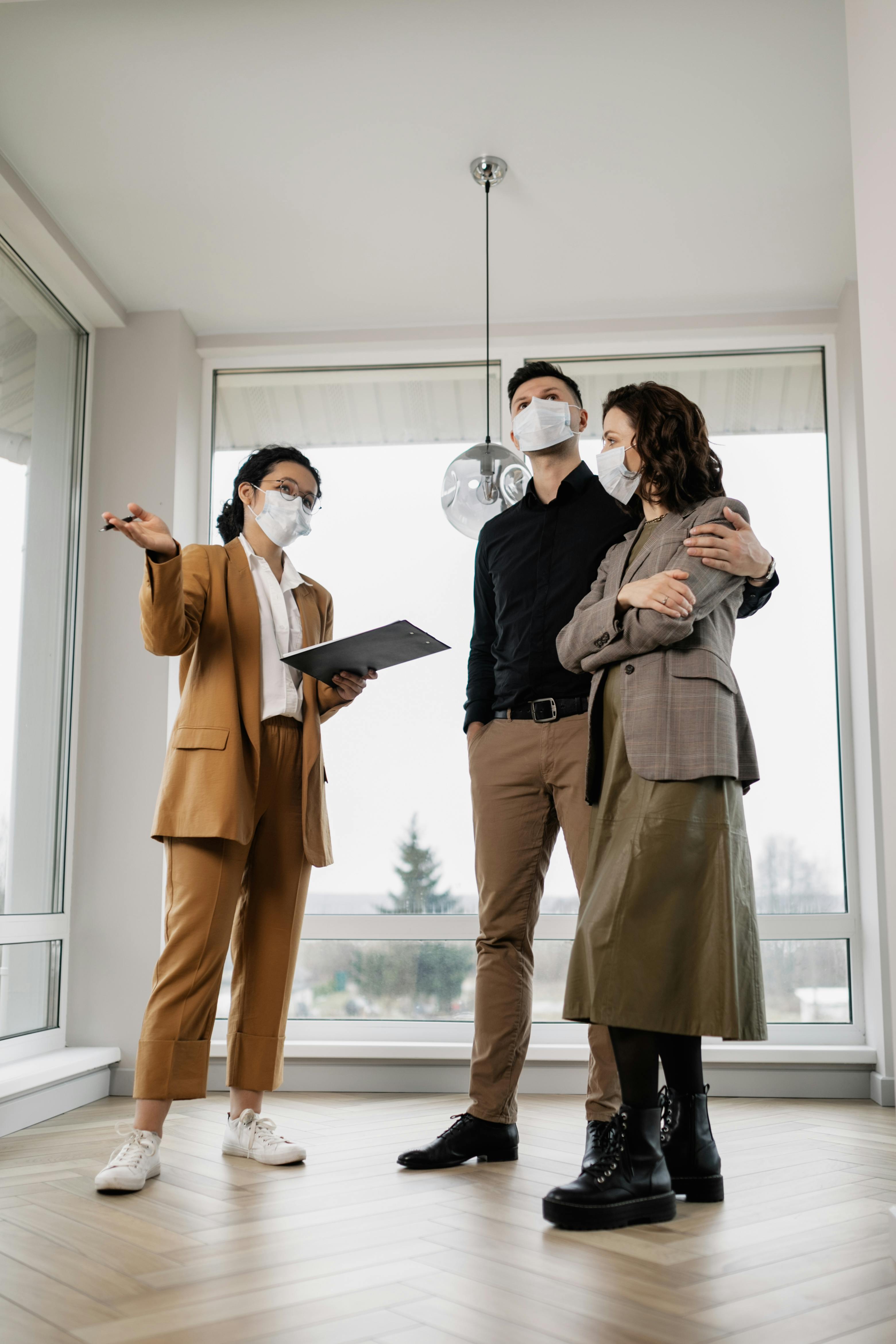 a realtor house viewing with a couple