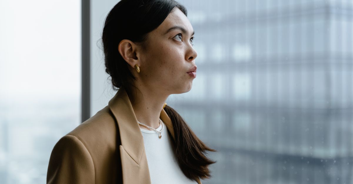 Peur du jugement au travail : solutions hypnotiques