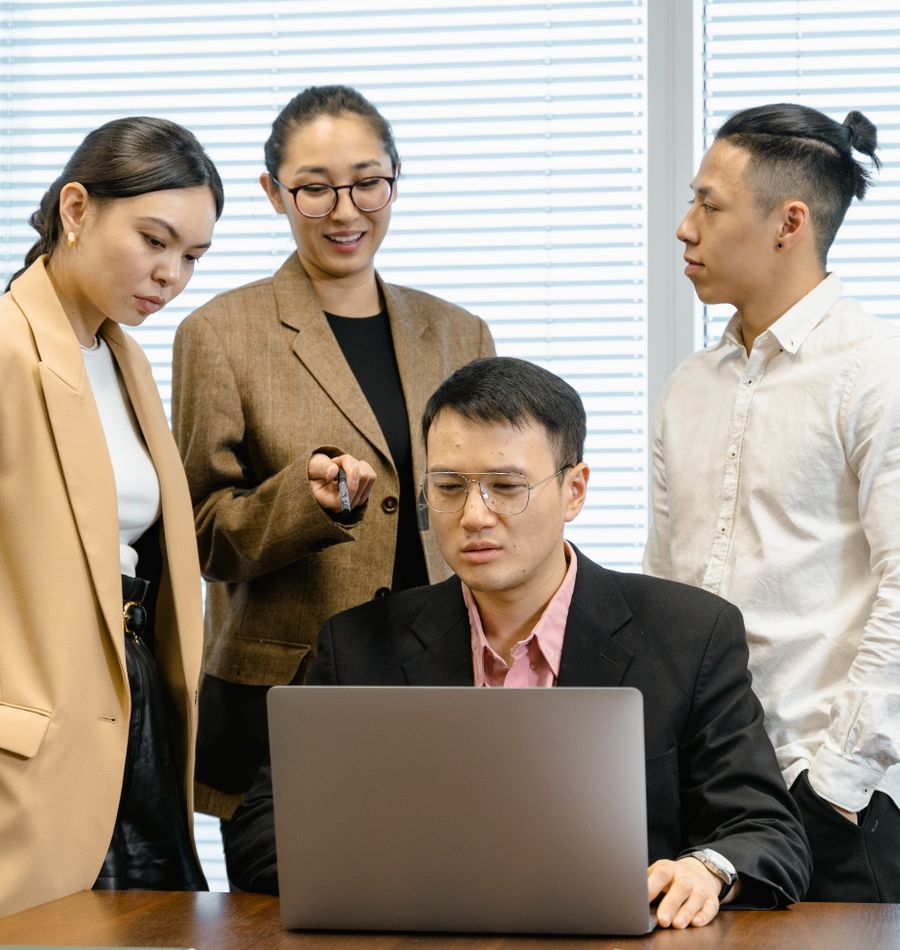Horeb digital marketing team collaborating in the Philippines