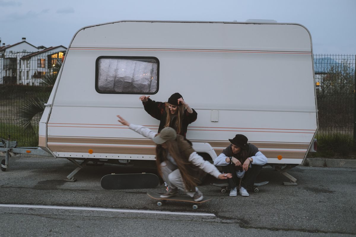 man with a van in Worth — Loaded properly: blankets, straps and a plan in Worth