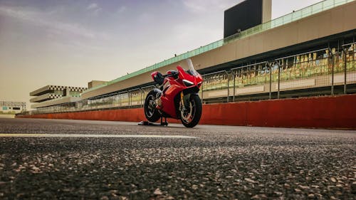 Red Ducati 1098
