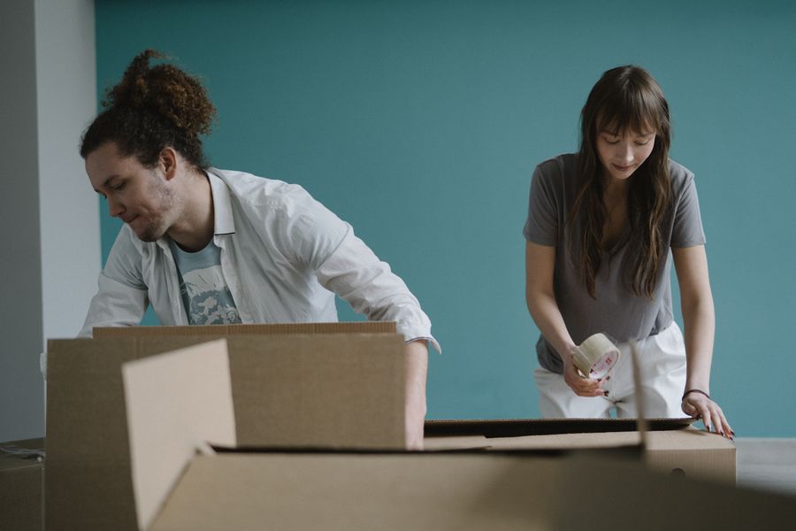 Moving and packing scene
