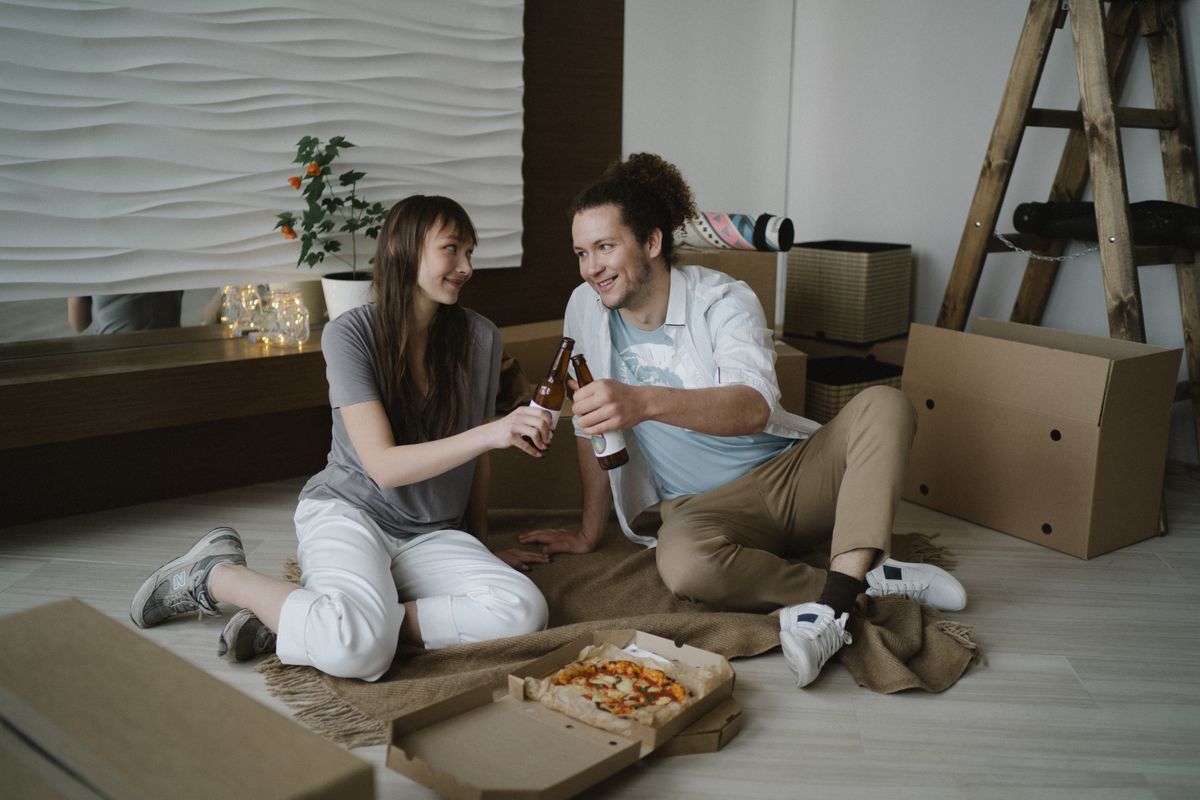 How to Measure Your Living Room Before Buying Furniture