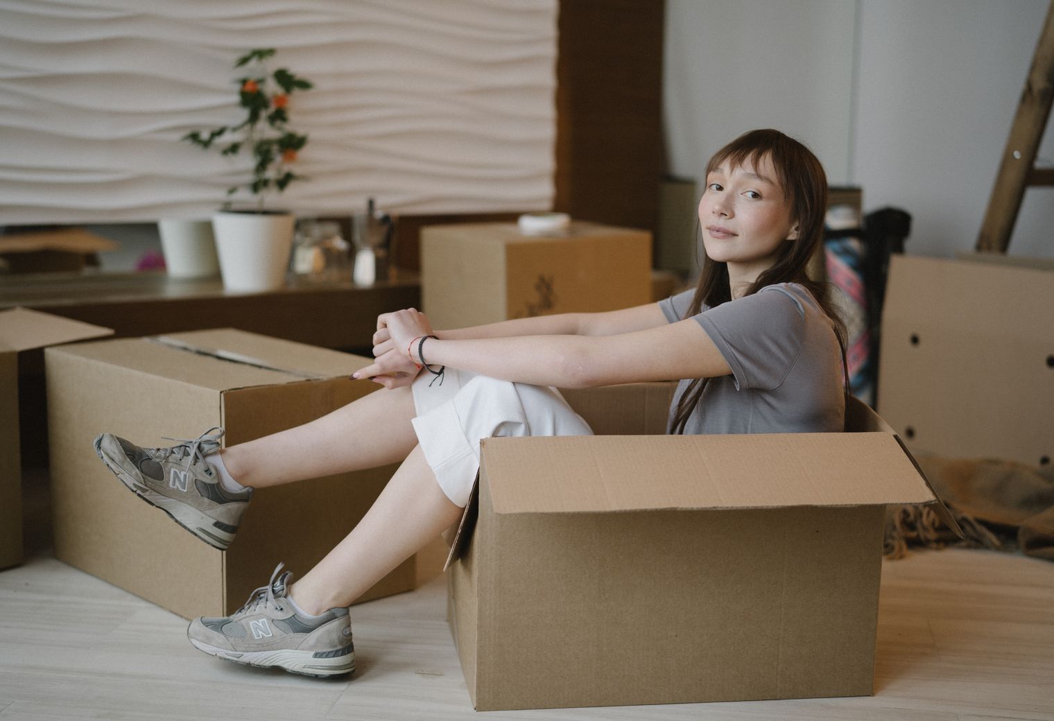Dyce — professional packers wrapping and boxing belongings