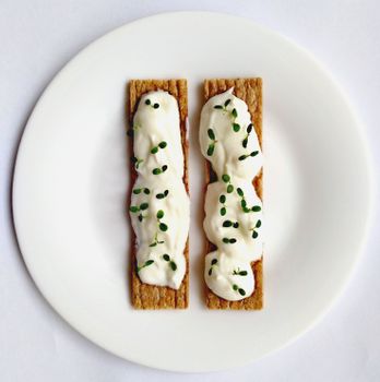 Sour Cream & Chive Sour Cream & Chive Flavor Thin Crisps Brown Rice & Wheat Crackers